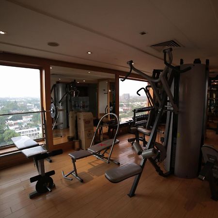 Park Lane Hotel Lahor Dış mekan fotoğraf